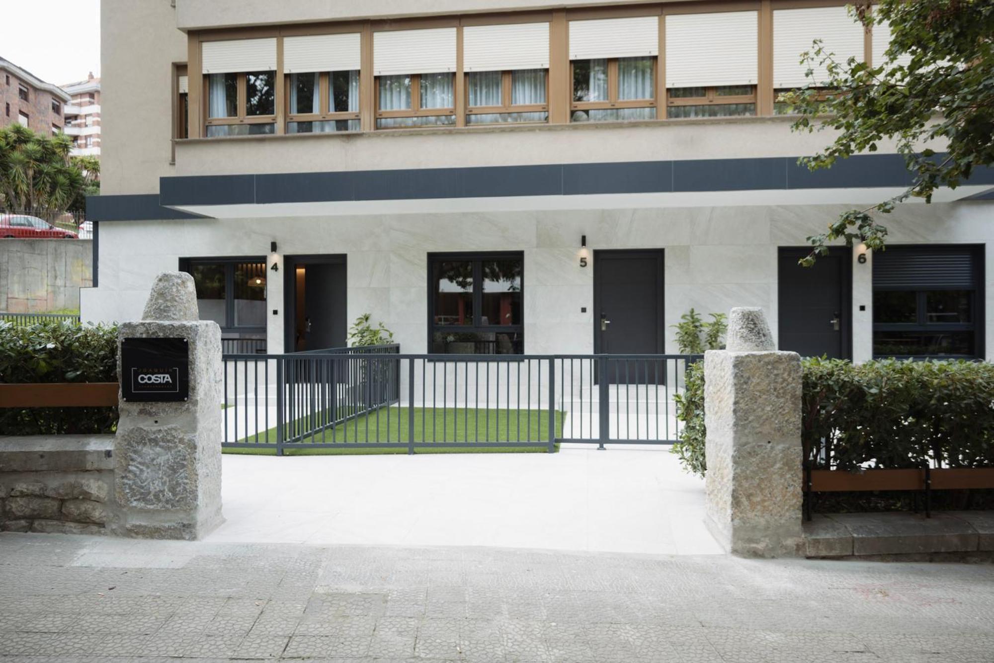 Apartamentos Joaquin Costa Santander Exterior foto
