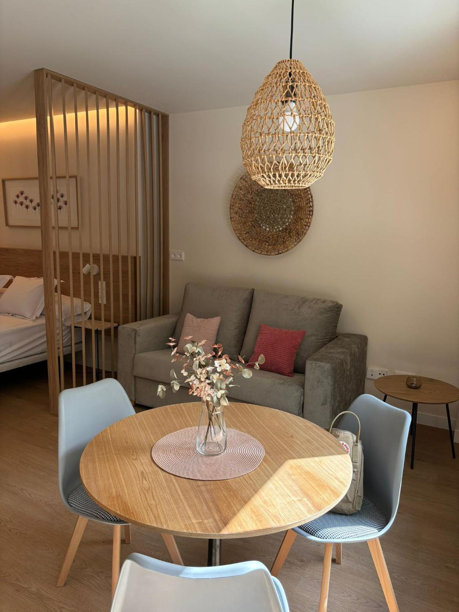 Apartamentos Joaquin Costa Santander Exterior foto